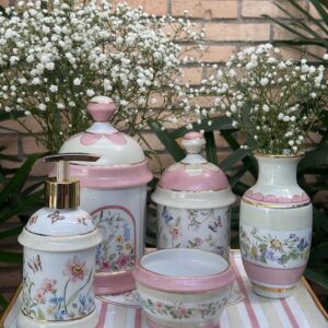 Kit higiene (pintado a mão)
