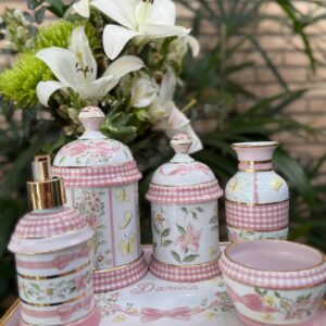 Kit higiene (pintado a mão)